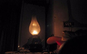 الكهرباء تدخل قرية هندية بعد انتظار 65 عاماً